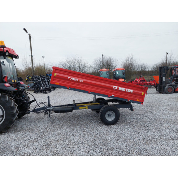 Przyczepa rolnicza T735A | Maszyny-komunalne.eu