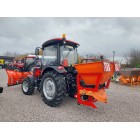 Zestaw komunalny LOVOL M754 TUZ + pług strzałka 2,30m+ piaskarka PK 550