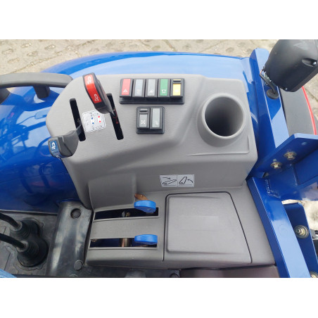 Ciągnik rolniczy LOVOL M504 4 cylindry z kabiną Pro