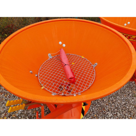 Piaskarka Typ Lej firmy Grass-Rol pojemność 200 l