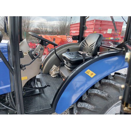 Ciągnik rolniczy LOVOL M404 ROPS - mocny i uniwersalny traktor