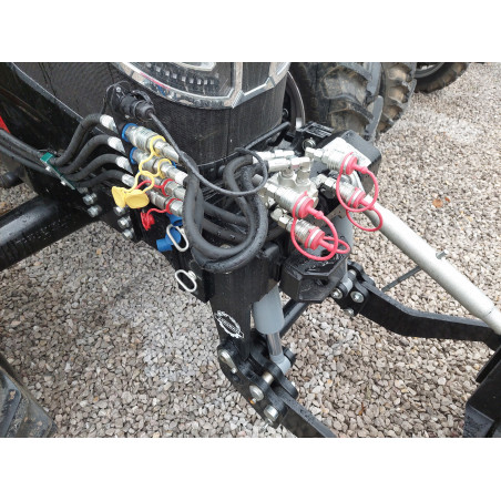 Ciągnik LOVOL M1104 Premium z kabiną - specyfikacja i cena