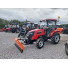 Zestaw komunalny LOVOL M404 + pług mocowany bezpośrednio z piaskarką lej