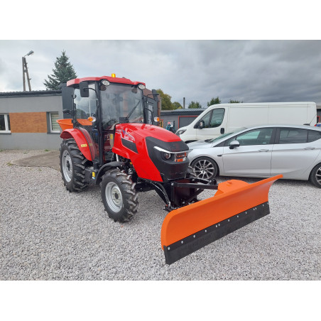 Zestaw komunalny LOVOL M404 + pług mocowany bezpośrednio z piaskarką lej