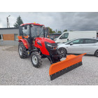 Zestaw komunalny LOVOL M404 + pług mocowany bezpośrednio z piaskarką lej