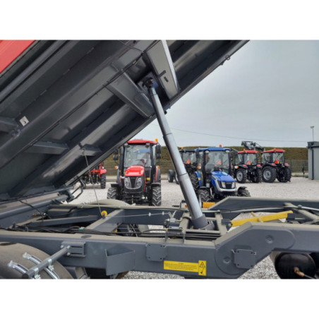 Przyczepa Metal-Fach szerokość paletowa model T711/2